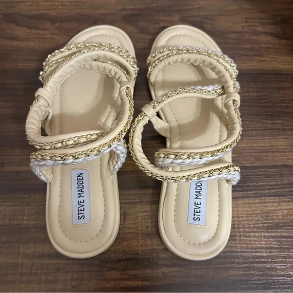 Steve Madden Bennet Sandal - sand slides 9M - Picture 2 of 5